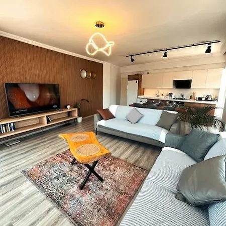 Apartament Luna House - Manzara, Jakuzi, 4 Yatak Odasi *